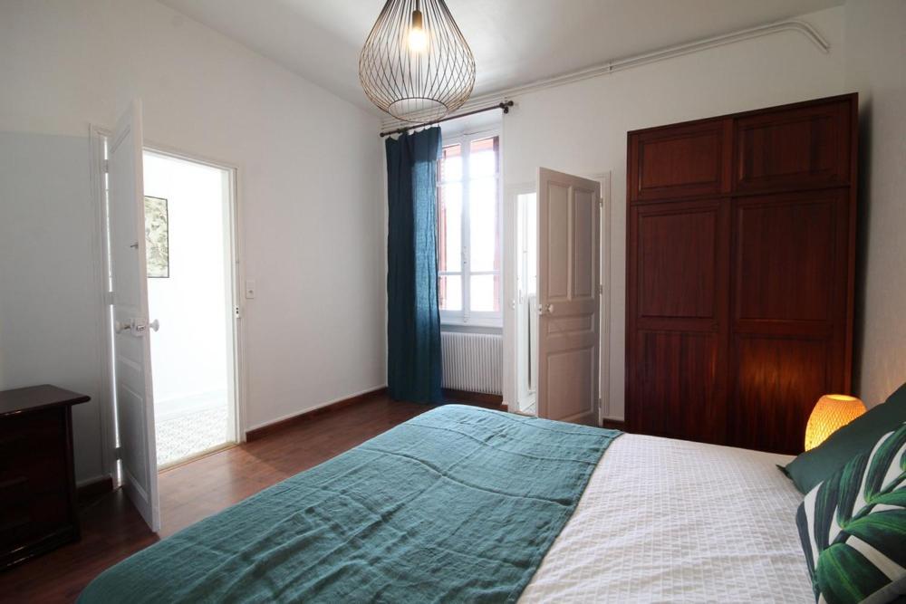 Appartements Le Cru Colbert Μπον Εξωτερικό φωτογραφία