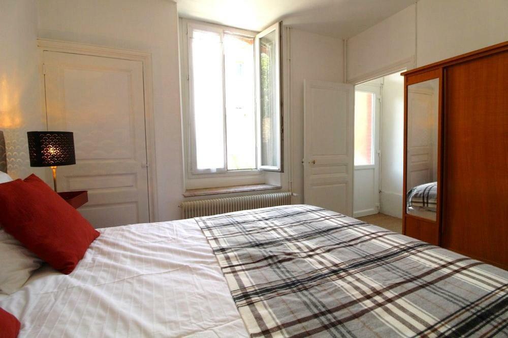 Appartements Le Cru Colbert Μπον Εξωτερικό φωτογραφία
